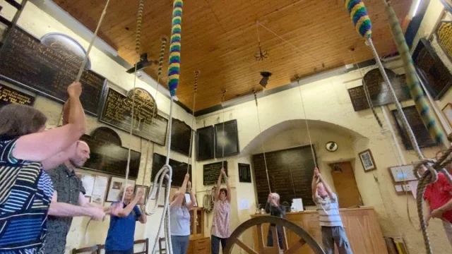 We rang in the launch event for #kingston2025 🔔👑 - a six month long festival celebrating our past, present and future. Pop along today and speak to the @allsaintschurchkingston team about our Seven Saxon Kings embroidery project and events happening in the church 👑🧵(pic 3). The full programme has gone live on Kingston Council’s website: https://www.kingstonheritage.org.uk/homepage/176/kingston-2025-event-listings?fbclid=PAZXh0bgNhZW0CMTEAAadYPbwDBhLZI1f0nh64zb8BzpUjgToHaLe22Iw7AJnRvrCIiUHte1uCbmMg6Q_aem_gMV_7fBD89qkzo1-eQRy4w #allsaintschurchkingston #kingstonbellringers #kingstonuponthames #bellringing